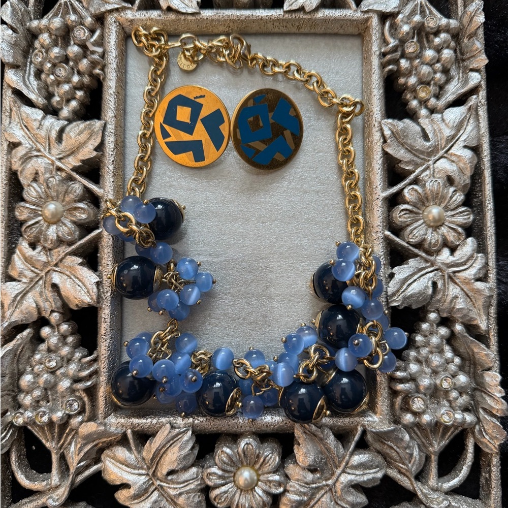 Elegant Gold Tone & Blue Moon Glow?  Beaded Necklace w/Blue & Gold Tone Earrings